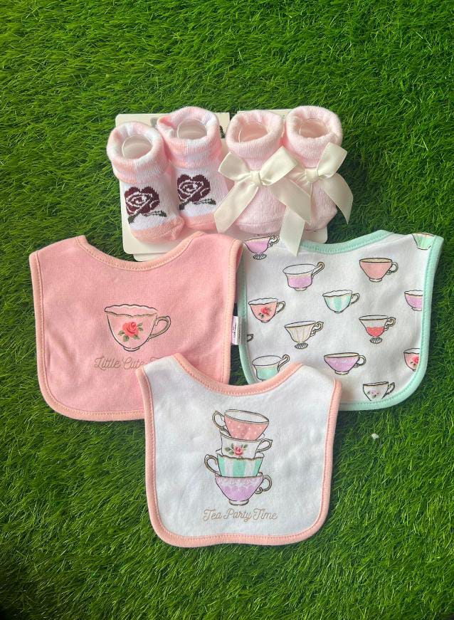 Bib Plus Socks Set