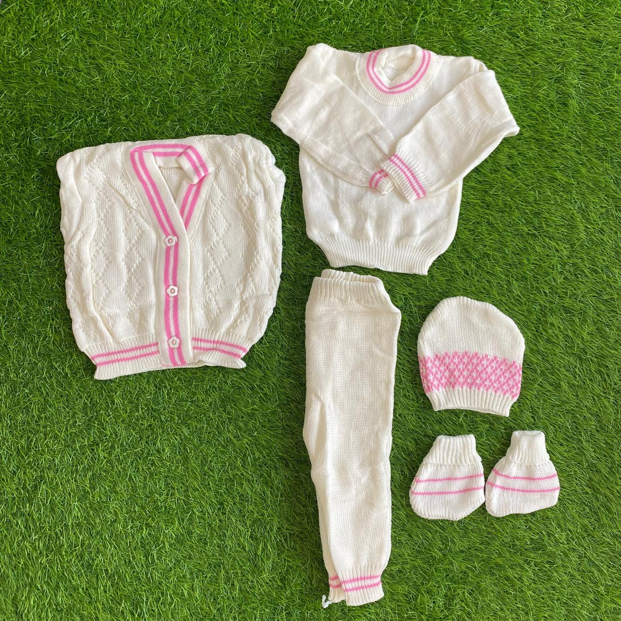 Woolen 5 Pc Set With Box Packing